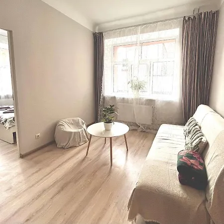 Dzīvoklis 一one Home一flat In Centrs *