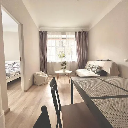 一one Home一flat In Centrs ريغا